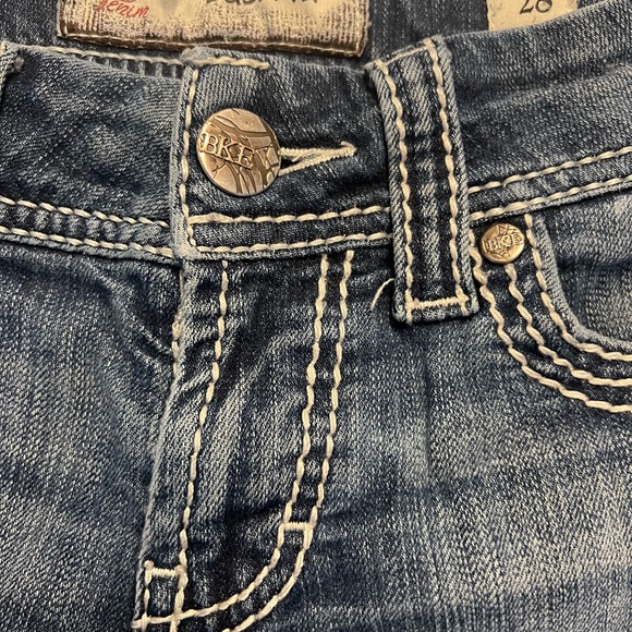 BKE Sabrina Y2K Distressed Denim Shorts Size 28 | Thick Stitch | Low Rise - Picture 4 of 5